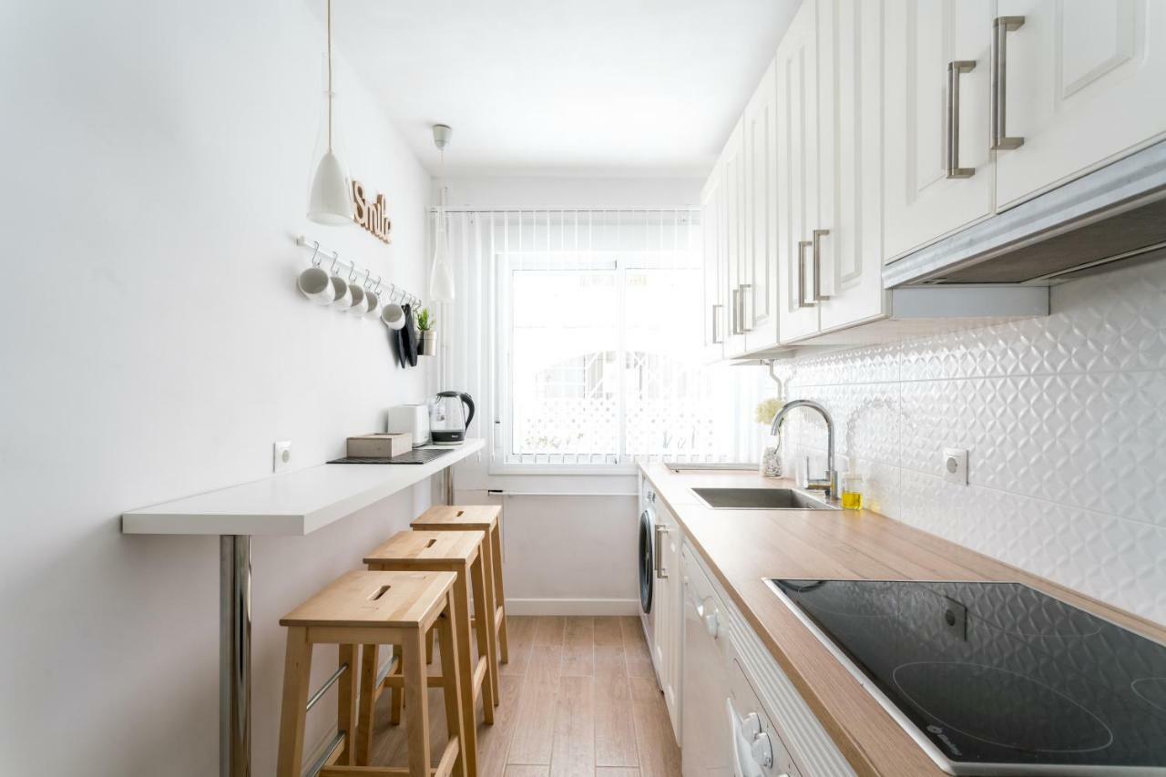 Triana 3 Bedrooms & 2 Bath Parking Included Севиля Екстериор снимка
