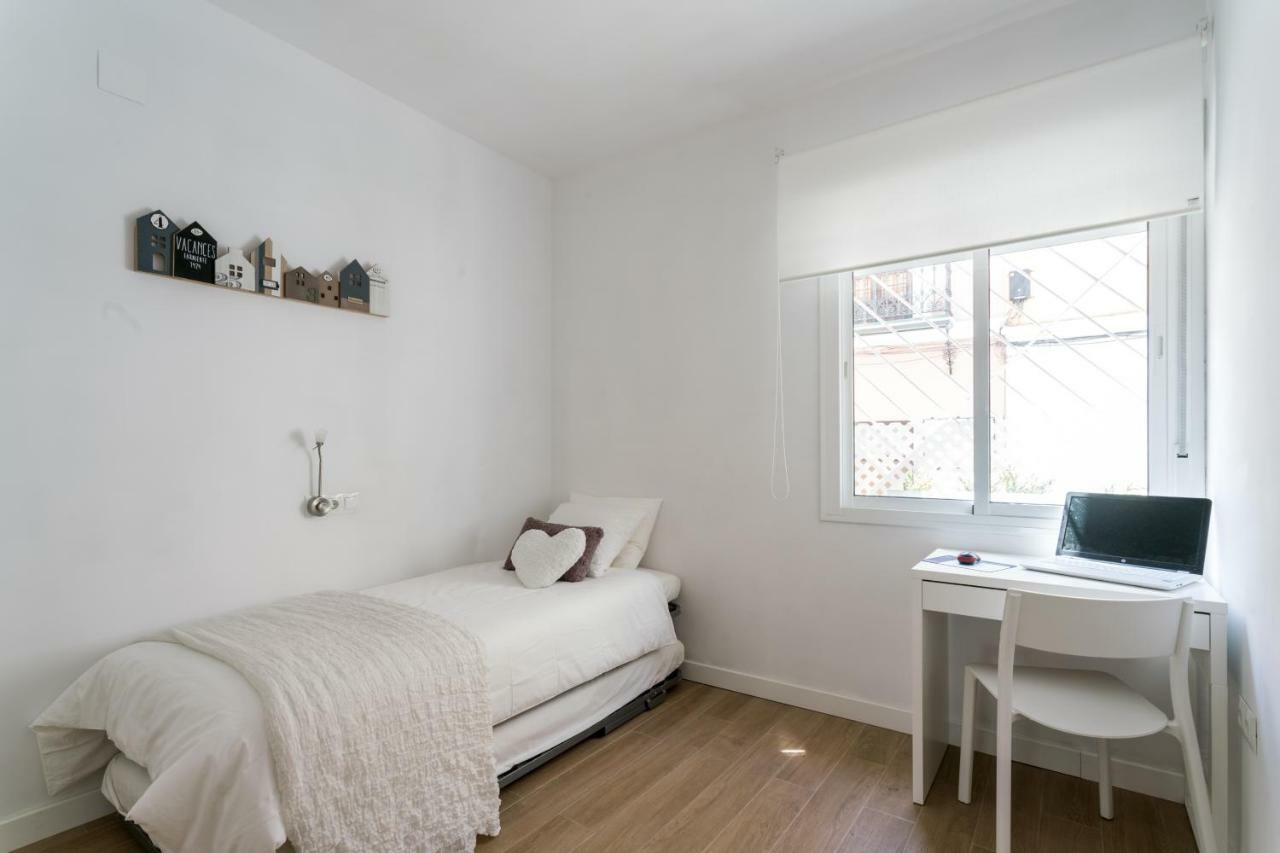 Triana 3 Bedrooms & 2 Bath Parking Included Севиля Екстериор снимка