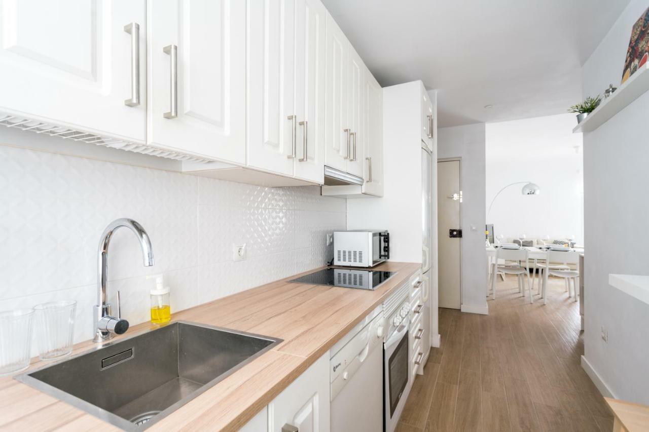 Triana 3 Bedrooms & 2 Bath Parking Included Севиля Екстериор снимка