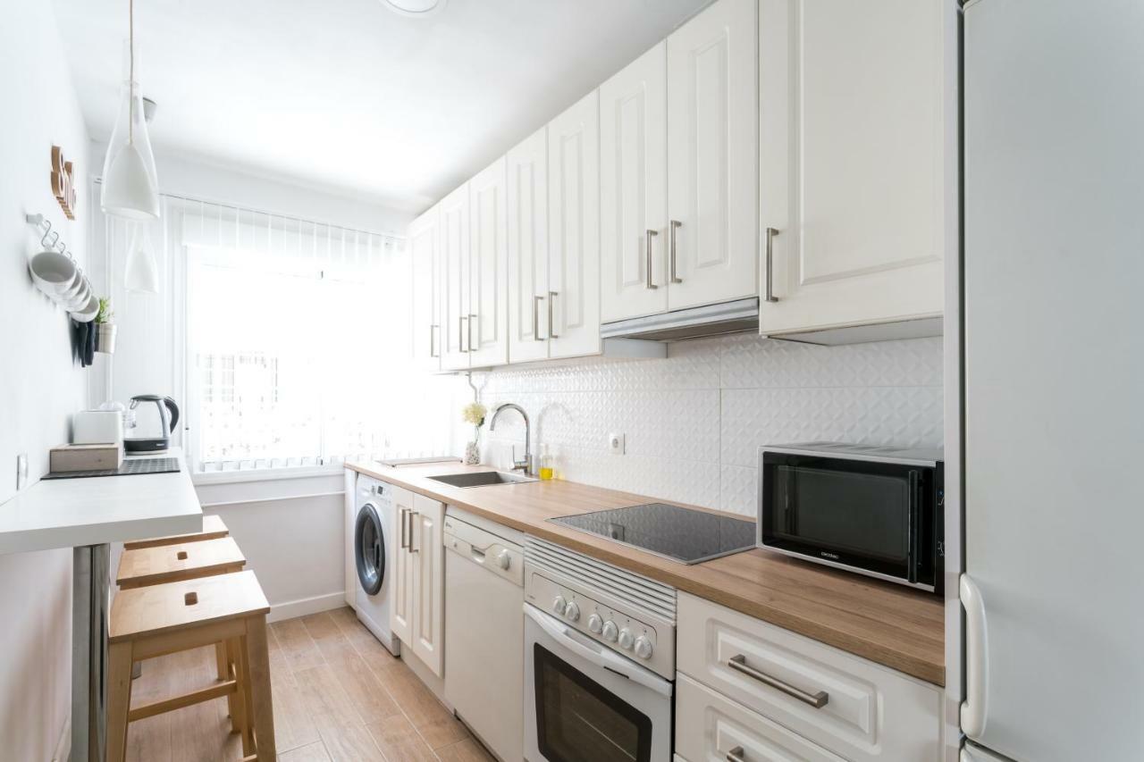 Triana 3 Bedrooms & 2 Bath Parking Included Севиля Екстериор снимка