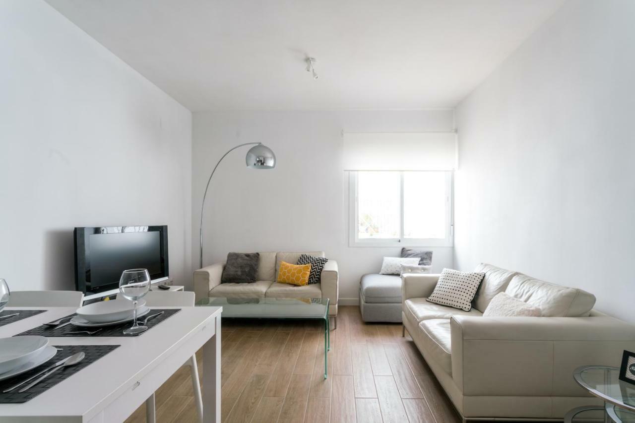 Triana 3 Bedrooms & 2 Bath Parking Included Севиля Екстериор снимка